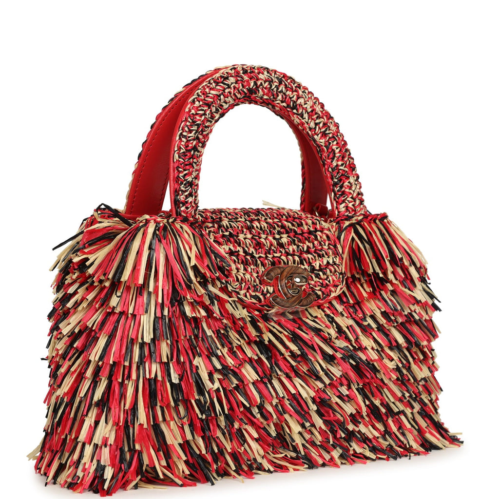 chanel-small-fringe-kelly-red-beige-black-raffia-wood-and-light-gold-metal
