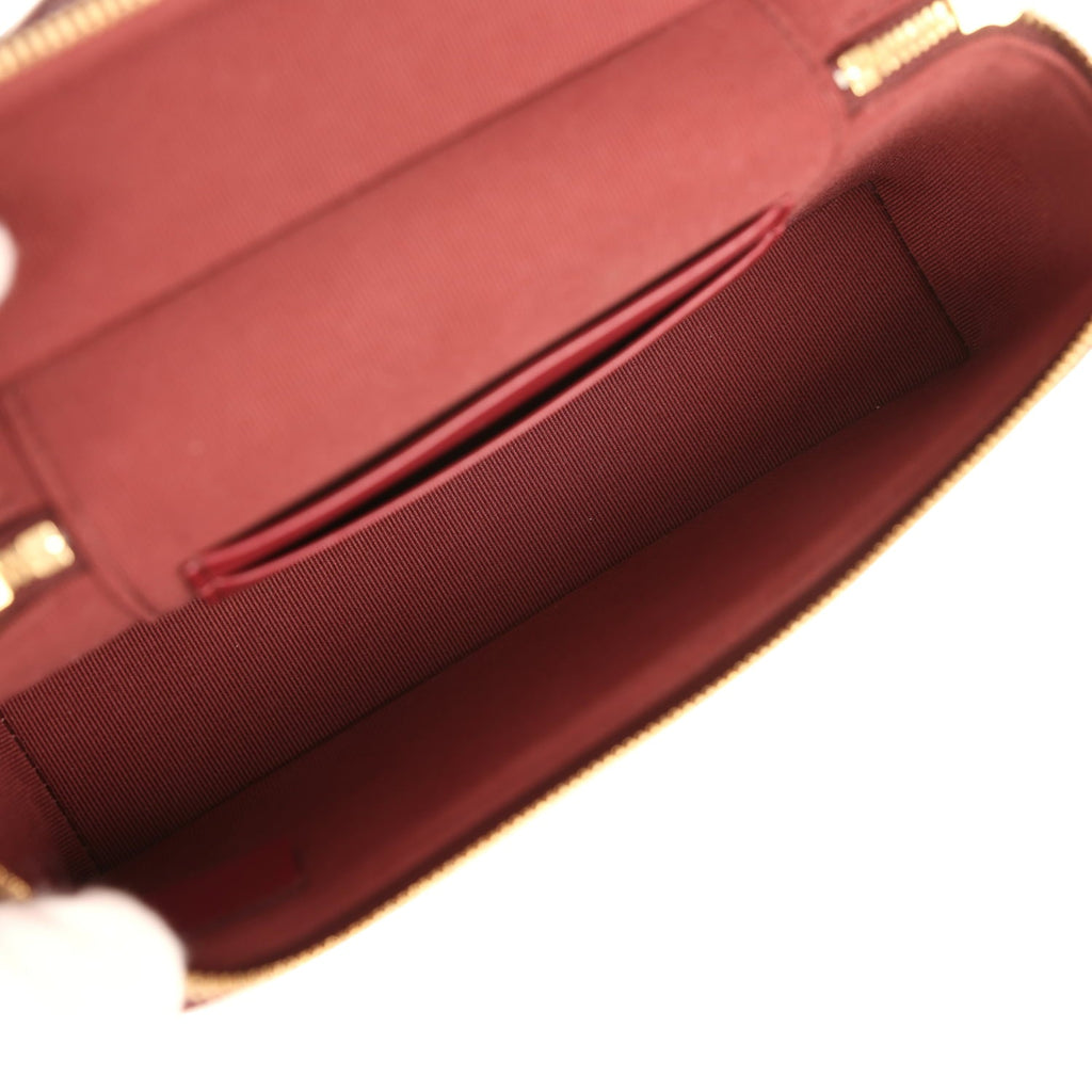 chanel-chevron-top-handle-long-vanity-case-with-chain-dark-burgundy-shiny-caviar-gold-metal-1