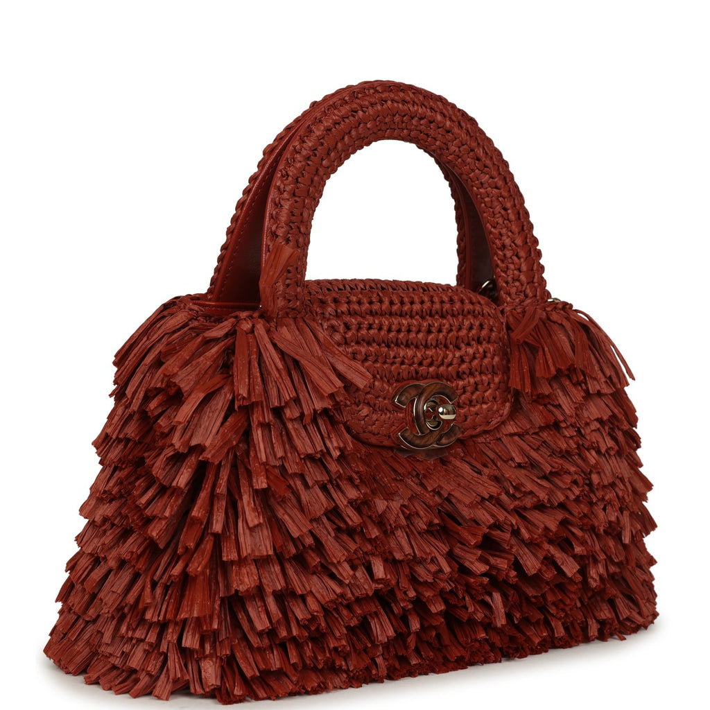 chanel-small-fringe-kelly-dark-red-raffia-wood-and-light-gold-metal-1