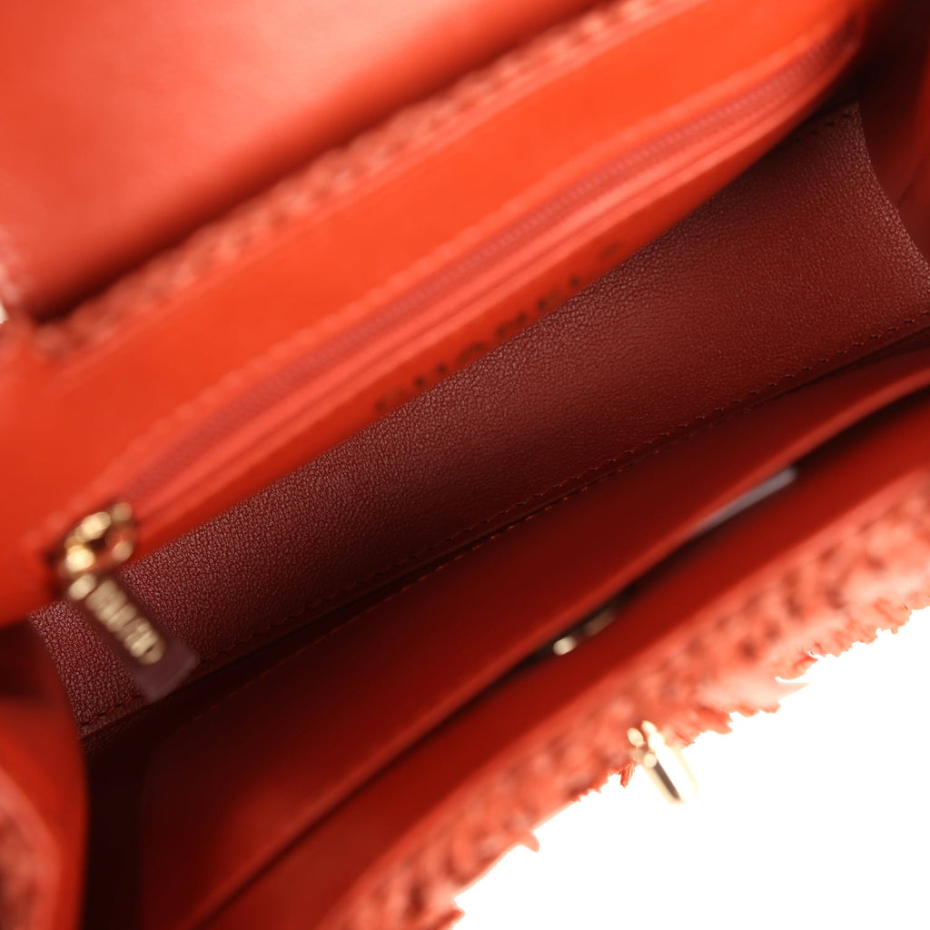 chanel-small-fringe-kelly-dark-red-raffia-wood-and-light-gold-metal-1