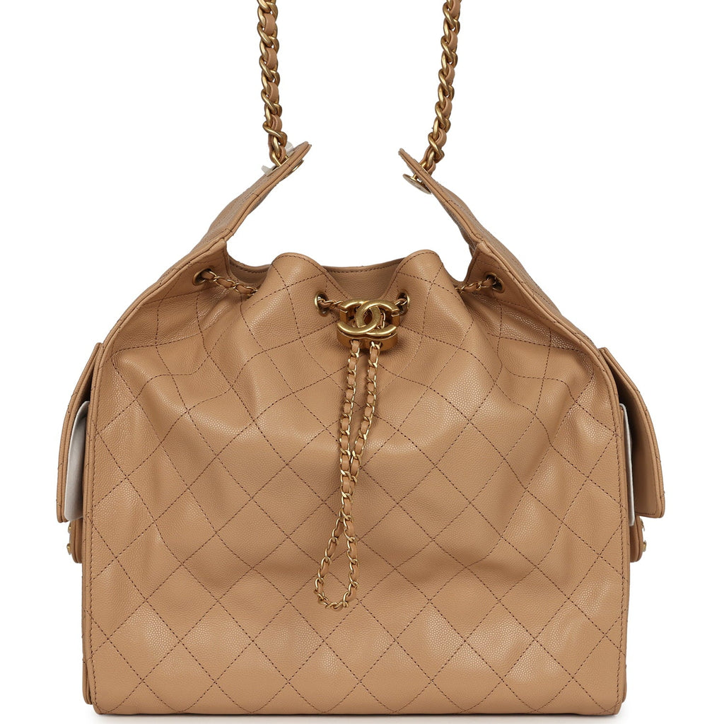 chanel-medium-25-hobo-bag-beige-caviar-antique-gold-metal