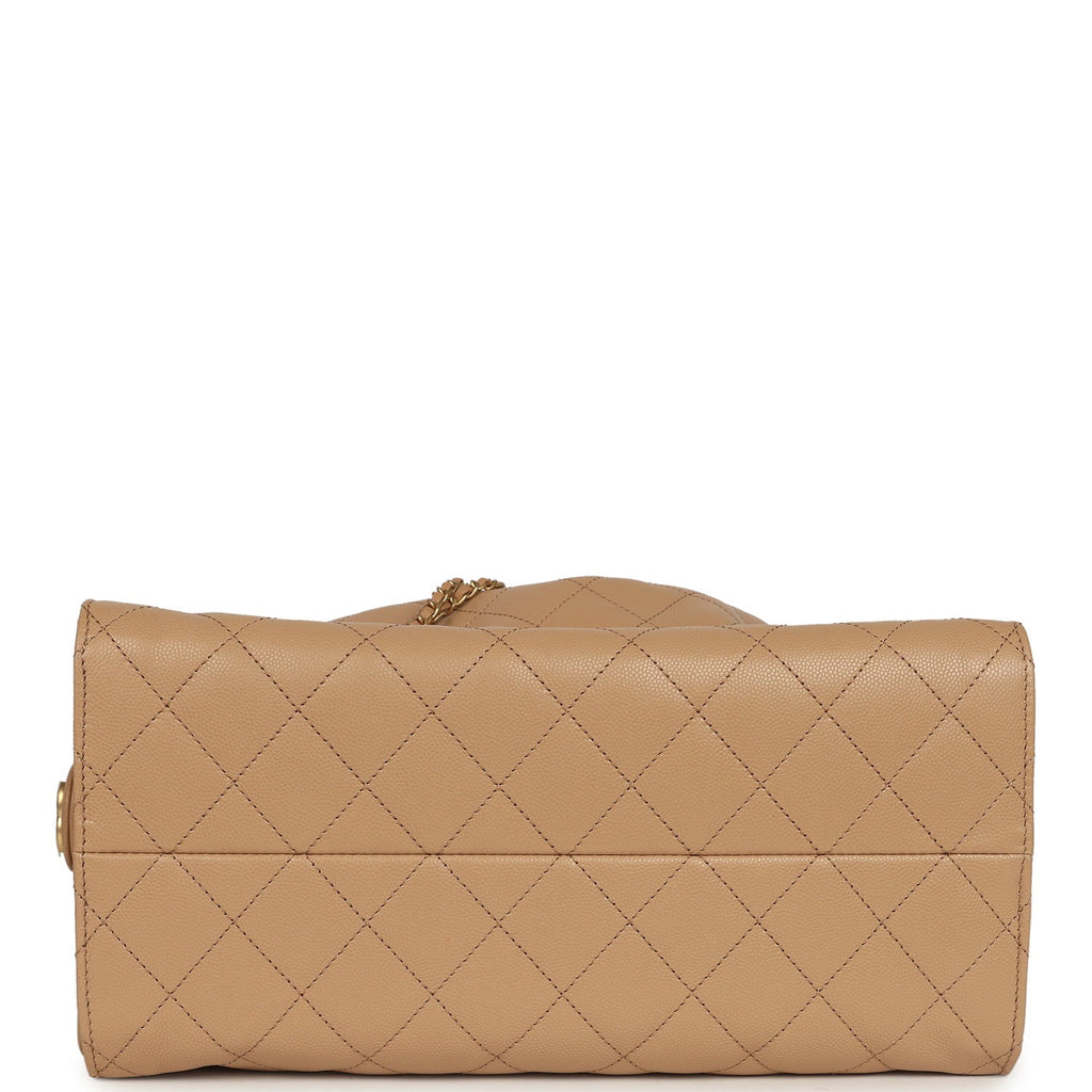 chanel-medium-25-hobo-bag-beige-caviar-antique-gold-metal