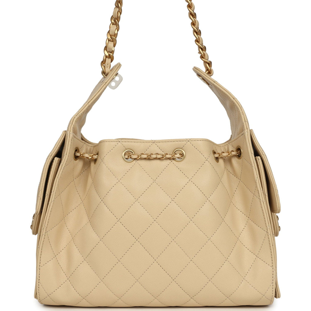 chanel-small-25-hobo-bag-light-beige-caviar-antique-gold-metal-4