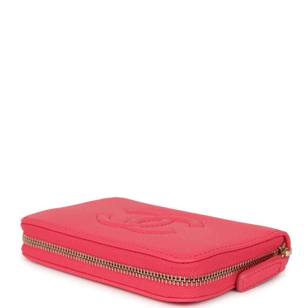 chanel-cc-zipped-wallet-fuchsia-shiny-caviar-light-gold-metal