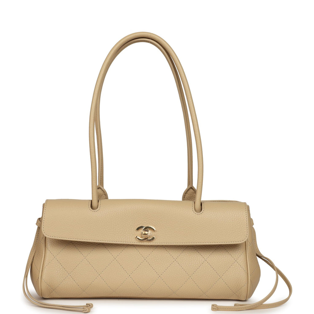 chanel-small-urban-essential-east-west-shopping-tote-light-beige-caviar-gold-metal-2