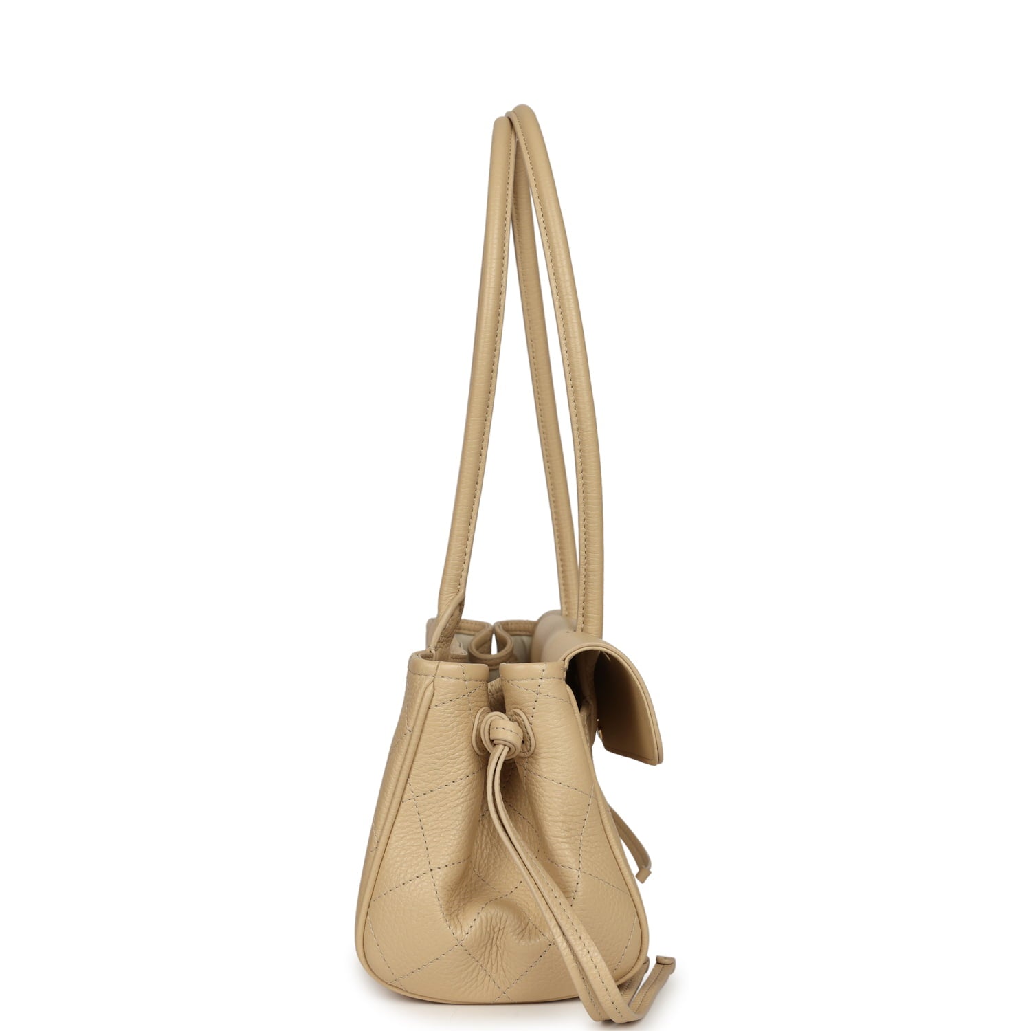 chanel-small-urban-essential-east-west-shopping-tote-light-beige-caviar-gold-metal-2