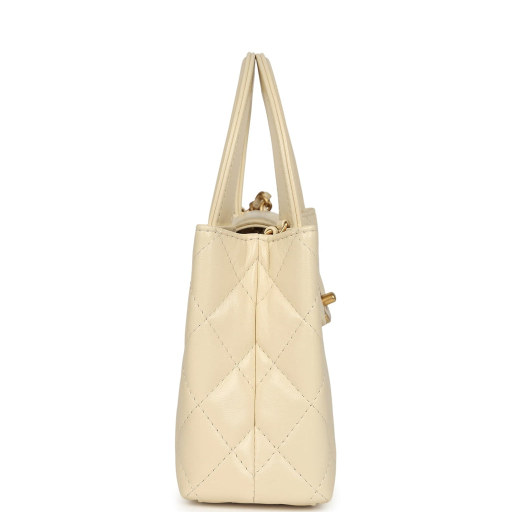 chanel-small-kelly-shopper-light-beige-shiny-aged-calfskin-brushed-gold-metal