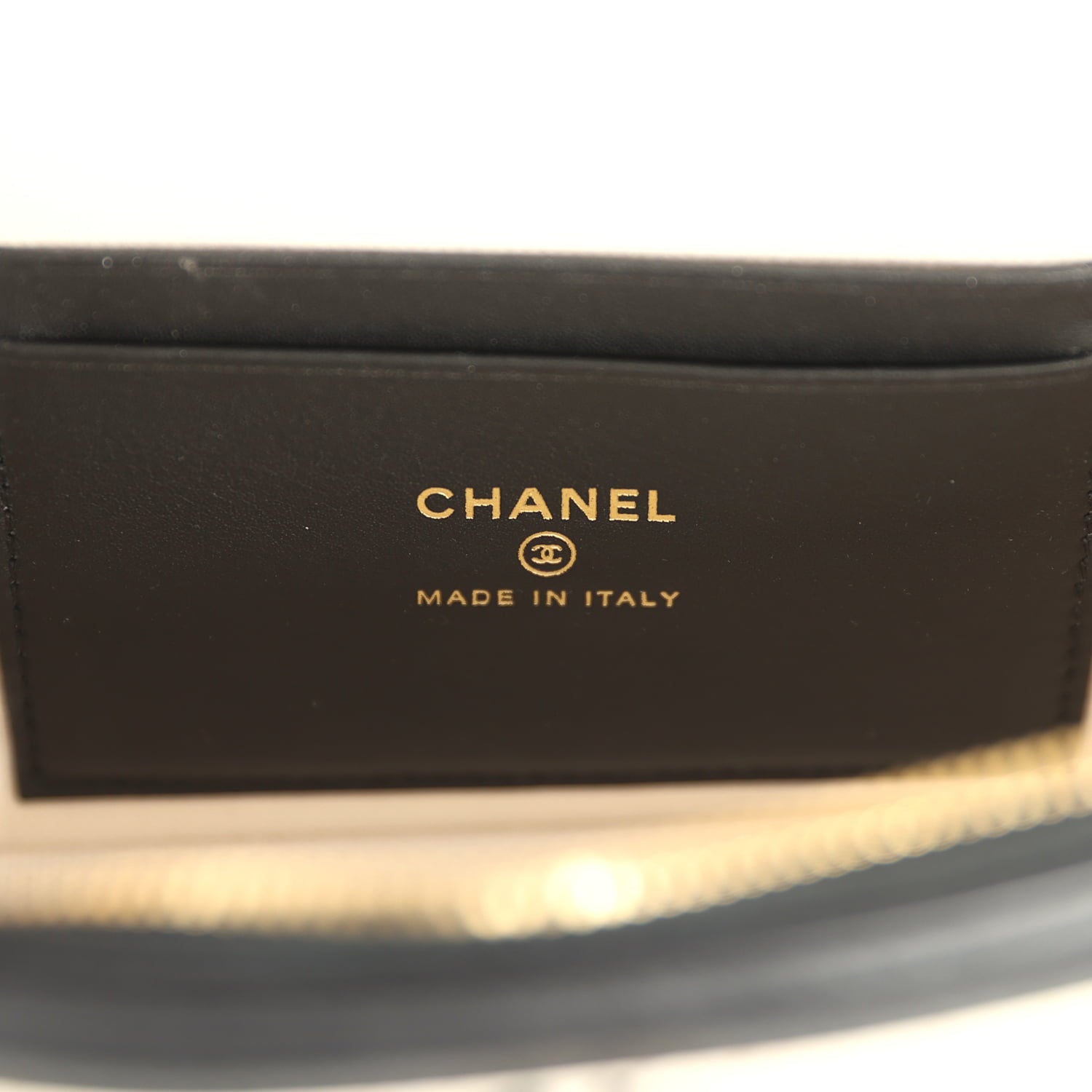 chanel-coco-beach-top-handle-long-vanity-case-with-chain-ecru-tweed-and-black-calfskin-gold-metal
