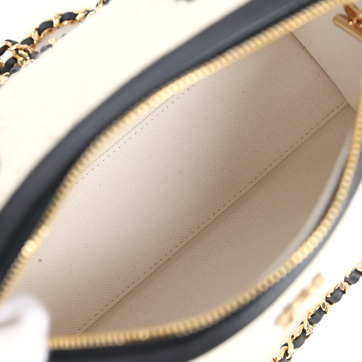 chanel-coco-beach-mini-timeless-classic-barrel-bag-with-chain-ecru-tweed-and-black-calfskin-gold-metal