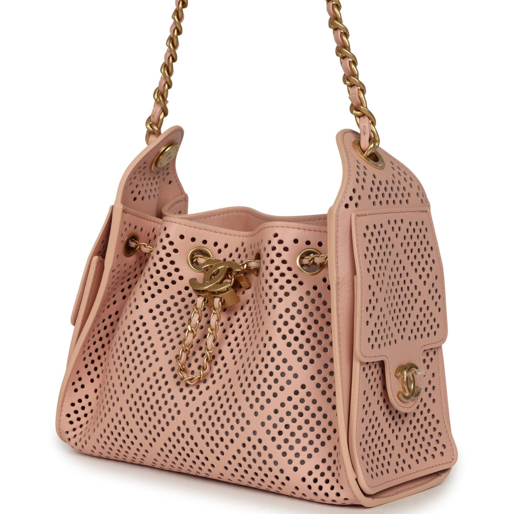 chanel-mini-25-hobo-bag-light-pink-perforated-calfskin-antique-gold-metal