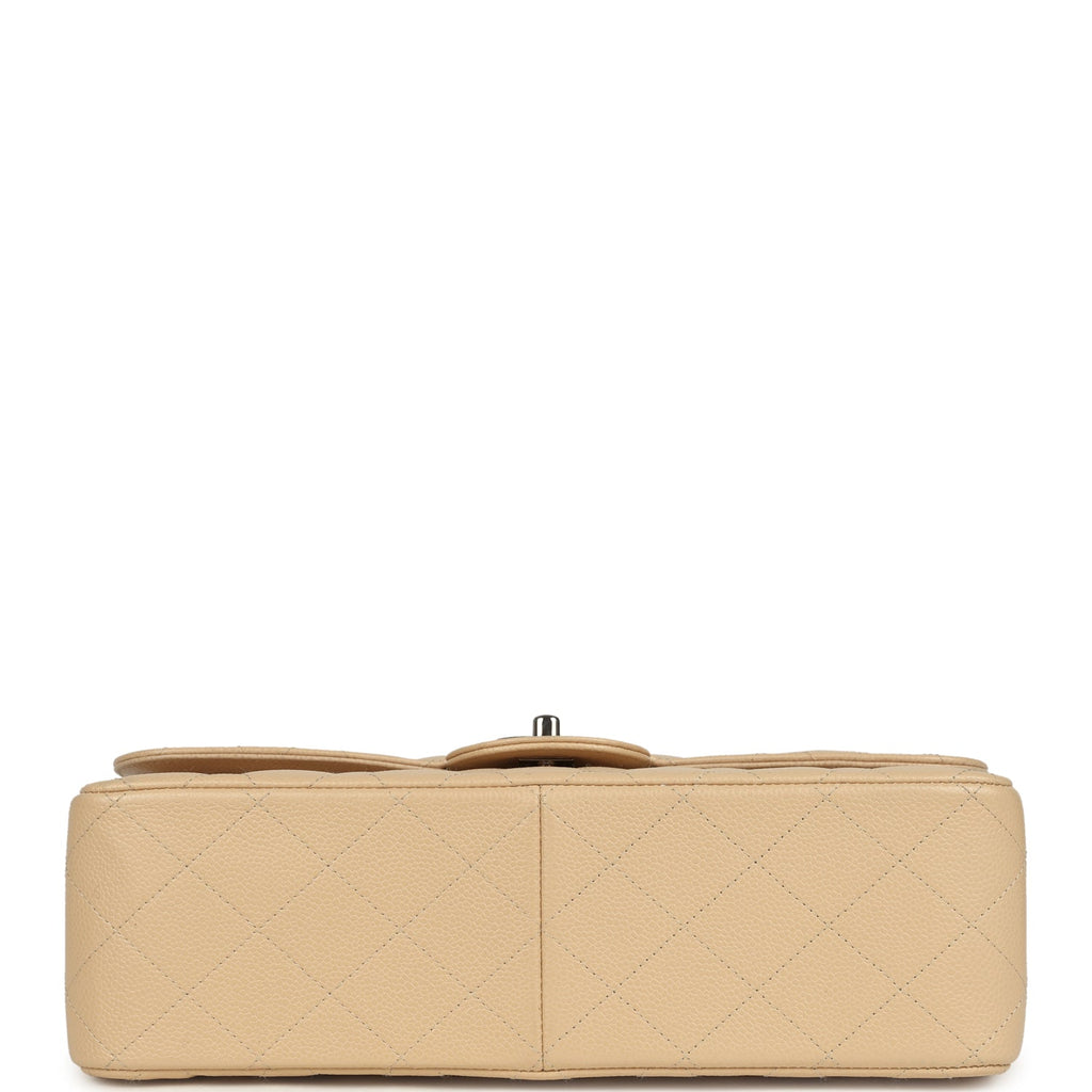 pre-owned-chanel-jumbo-classic-double-flap-bag-light-beige-caviar-silver-metal-1