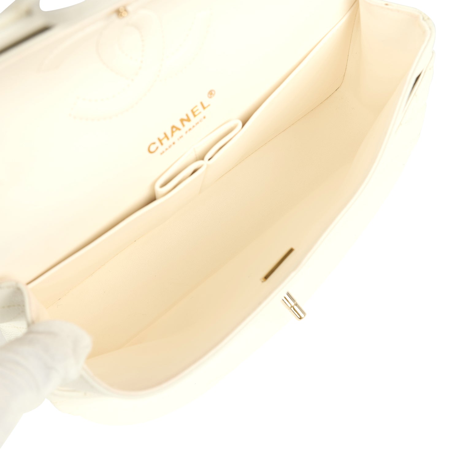 pre-owned-chanel-medium-classic-double-flap-white-caviar-light-gold-metal