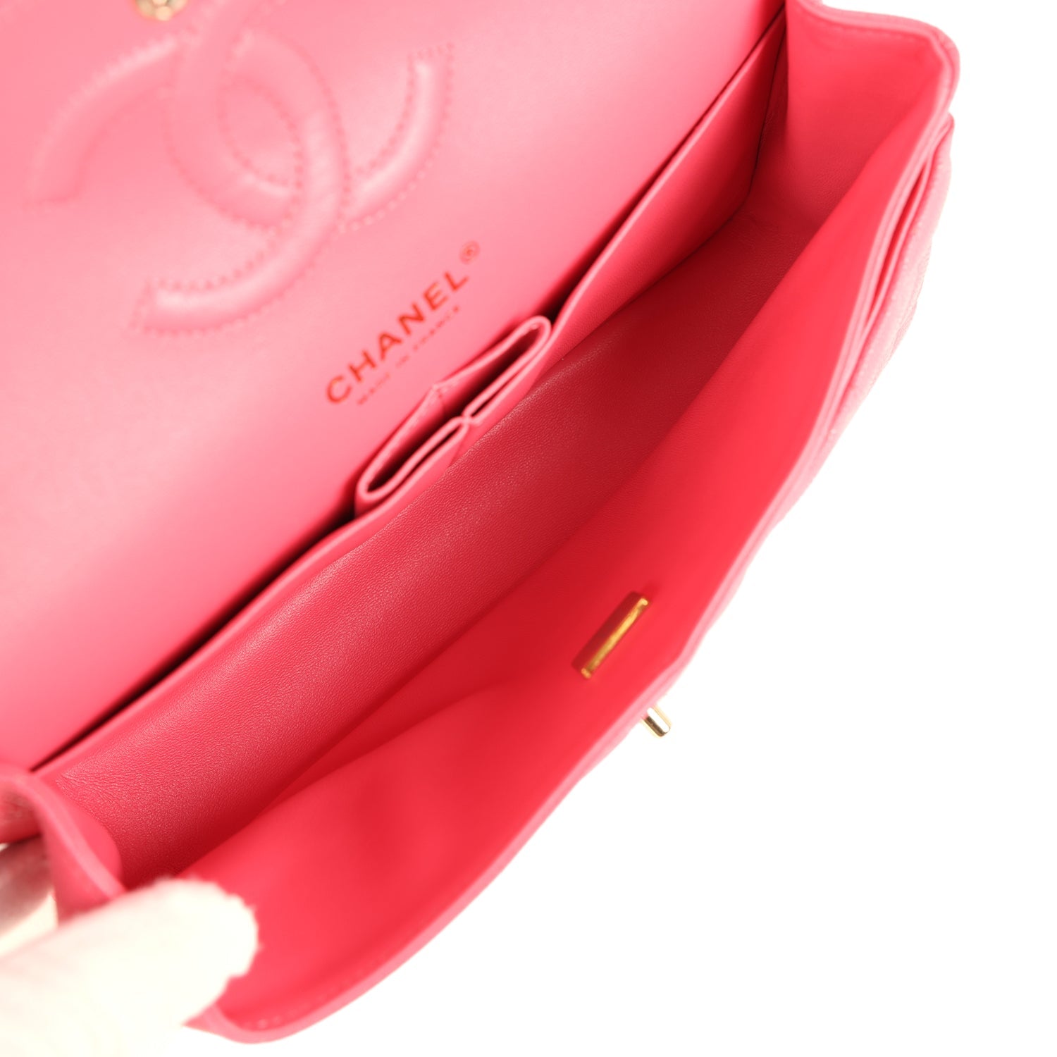 pre-owned-chanel-medium-classic-double-flap-bag-dark-pink-shiny-caviar-gold-metal