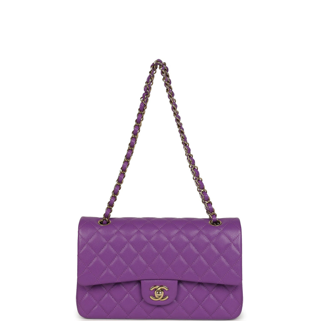 pre-owned-chanel-medium-classic-double-flap-bag-dark-purple-shiny-caviar-light-gold-metal