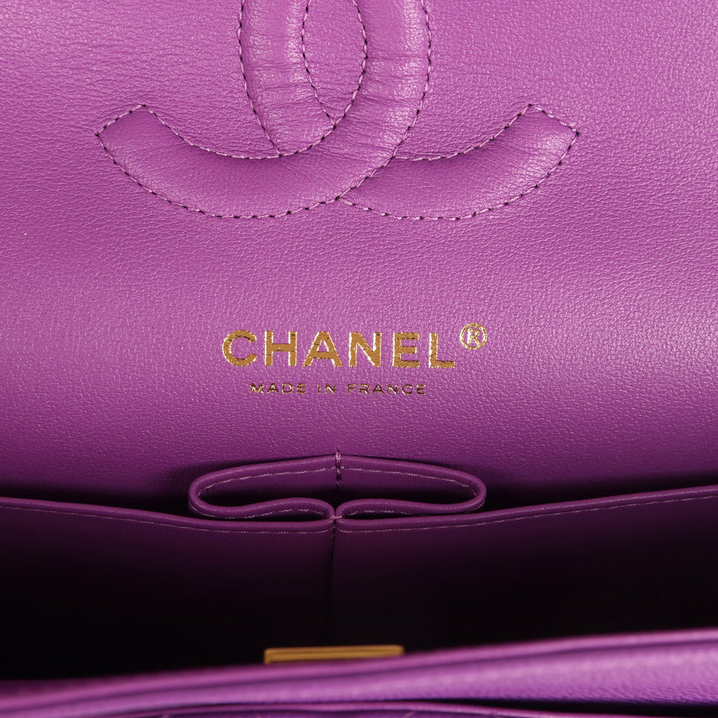 pre-owned-chanel-medium-classic-double-flap-bag-dark-purple-shiny-caviar-light-gold-metal