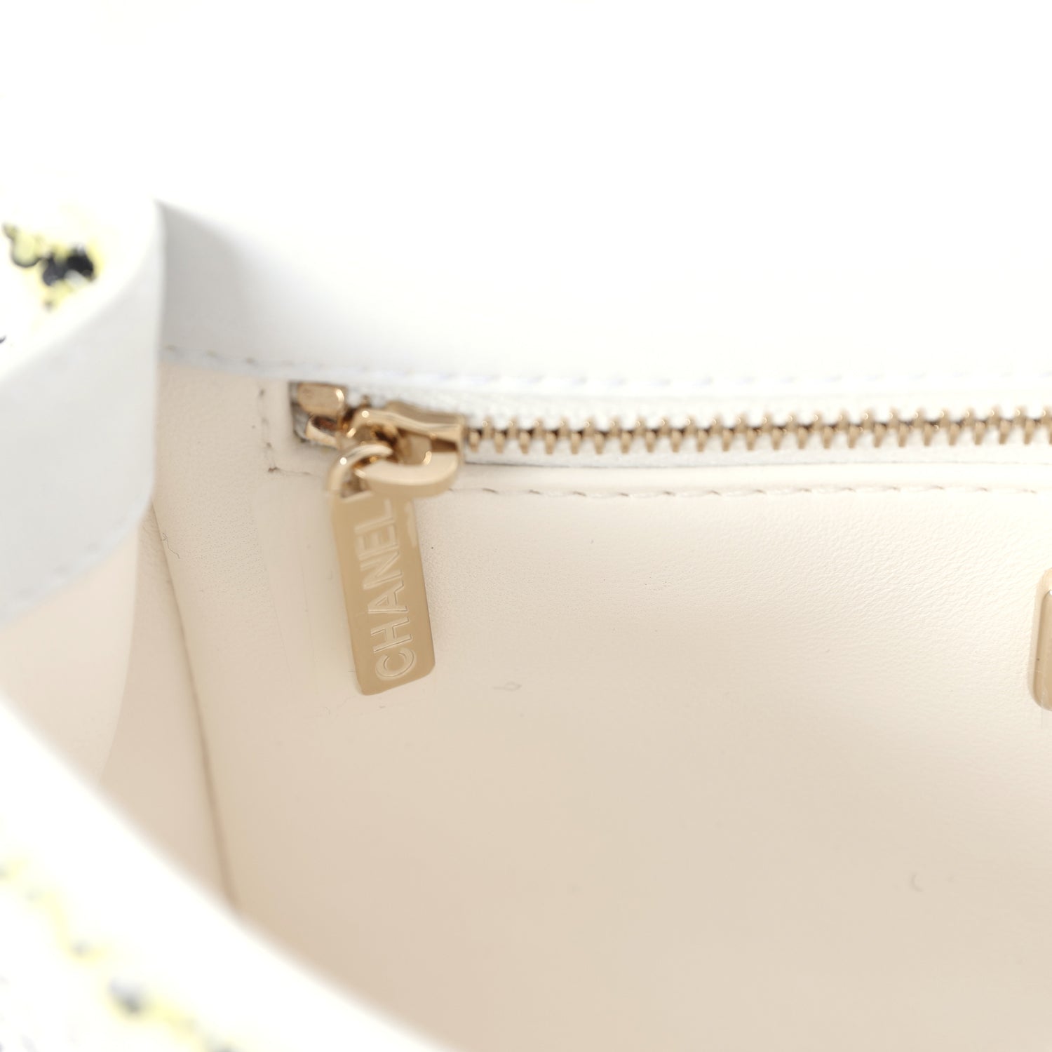 chanel-medium-classic-double-flap-white-multicolor-tweed-brushed-gold-metal