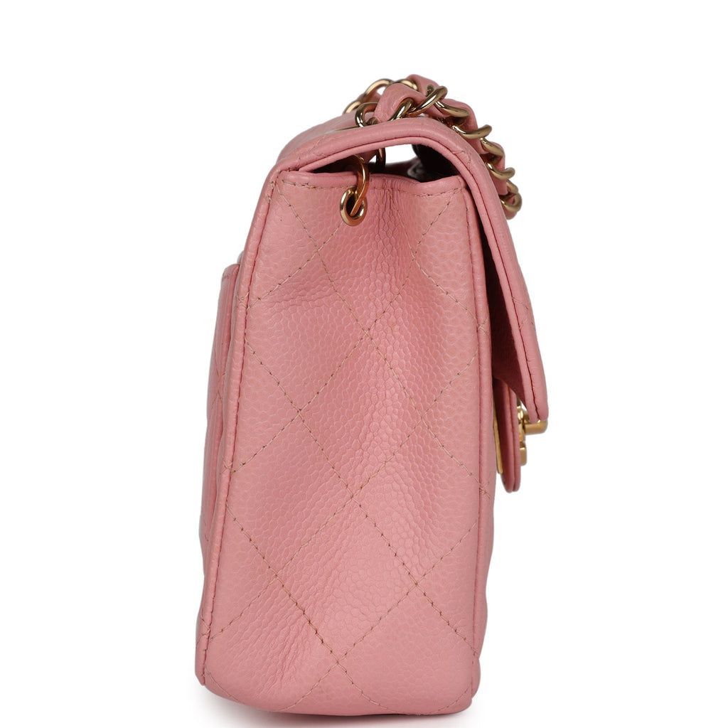 vintage-chanel-mini-square-flap-pink-caviar-gold-metal