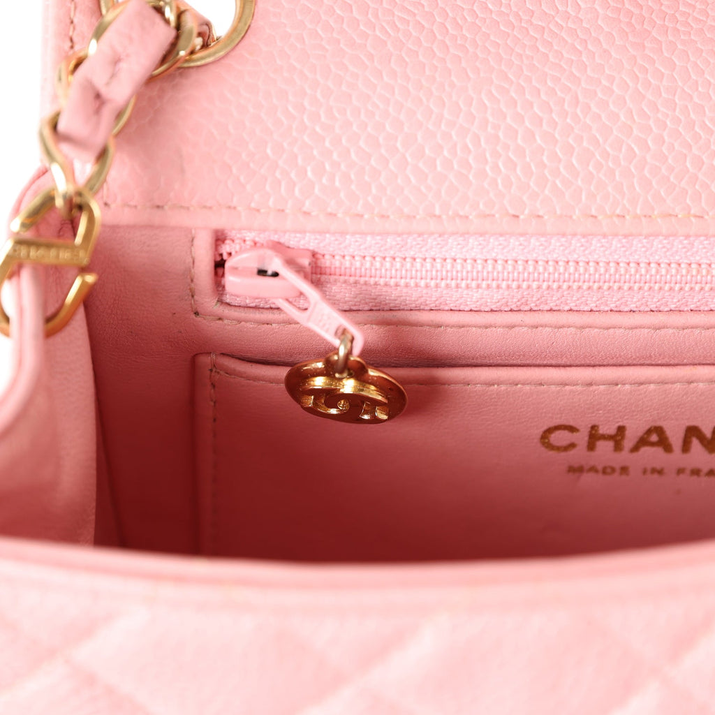 vintage-chanel-mini-square-flap-pink-caviar-gold-metal