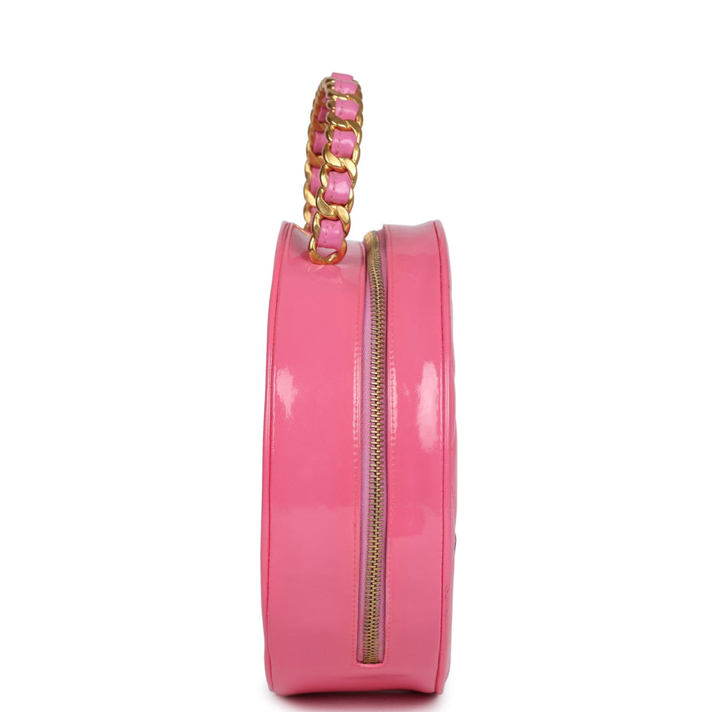 vintage-chanel-round-vanity-bag-pink-and-black-patent-leather-antique-gold-metal-1