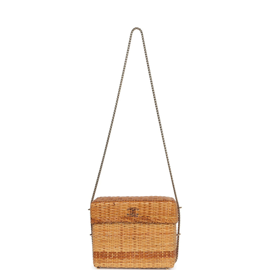 vintage-chanel-small-picnic-basket-bag-natural-wicker-gold-metal-1