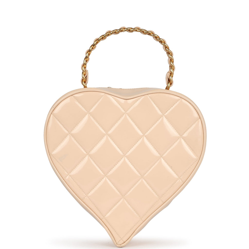 vintage-chanel-heart-vanity-bag-beige-and-black-patent-antique-gold-metal