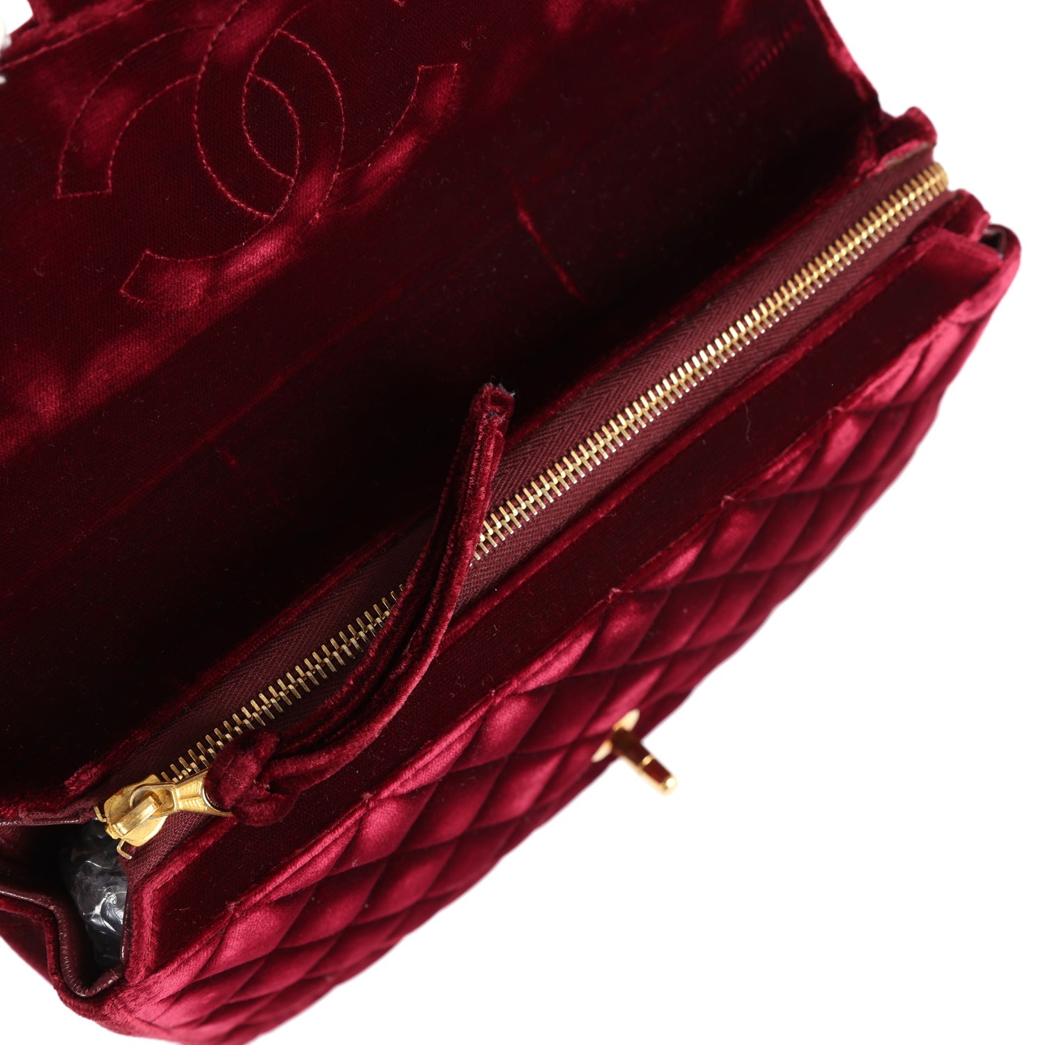 vintage-chanel-medium-classic-flap-backpack-burgundy-velvet-gold-metal