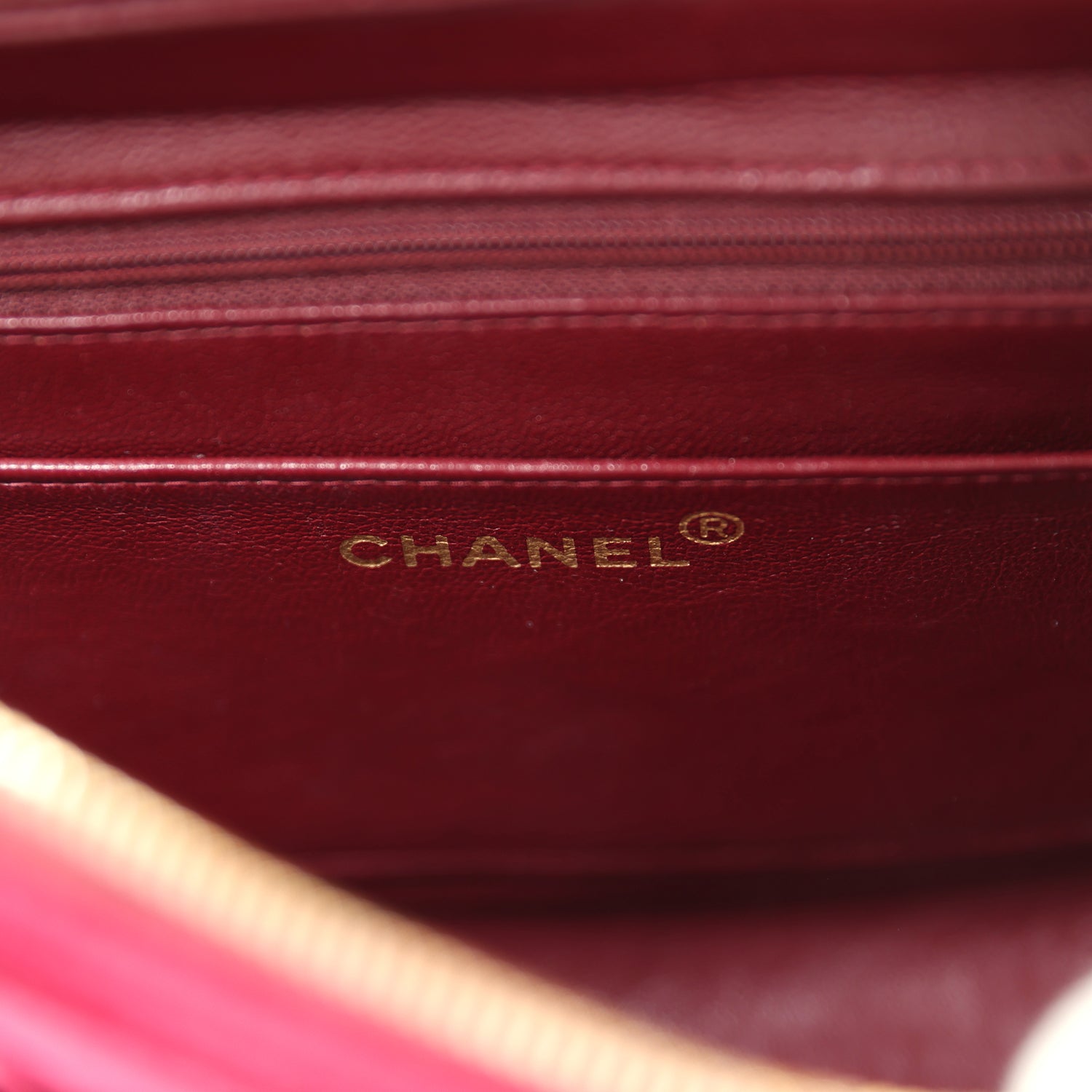 vintage-chanel-medium-classic-flap-backpack-burgundy-velvet-gold-metal