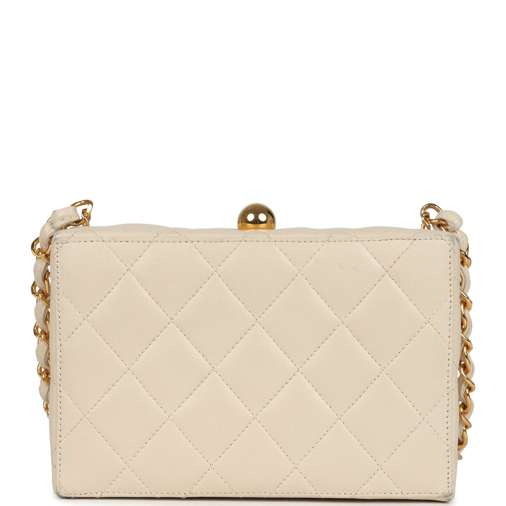 vintage-chanel-box-clutch-bag-beige-lambskin-gold-metal