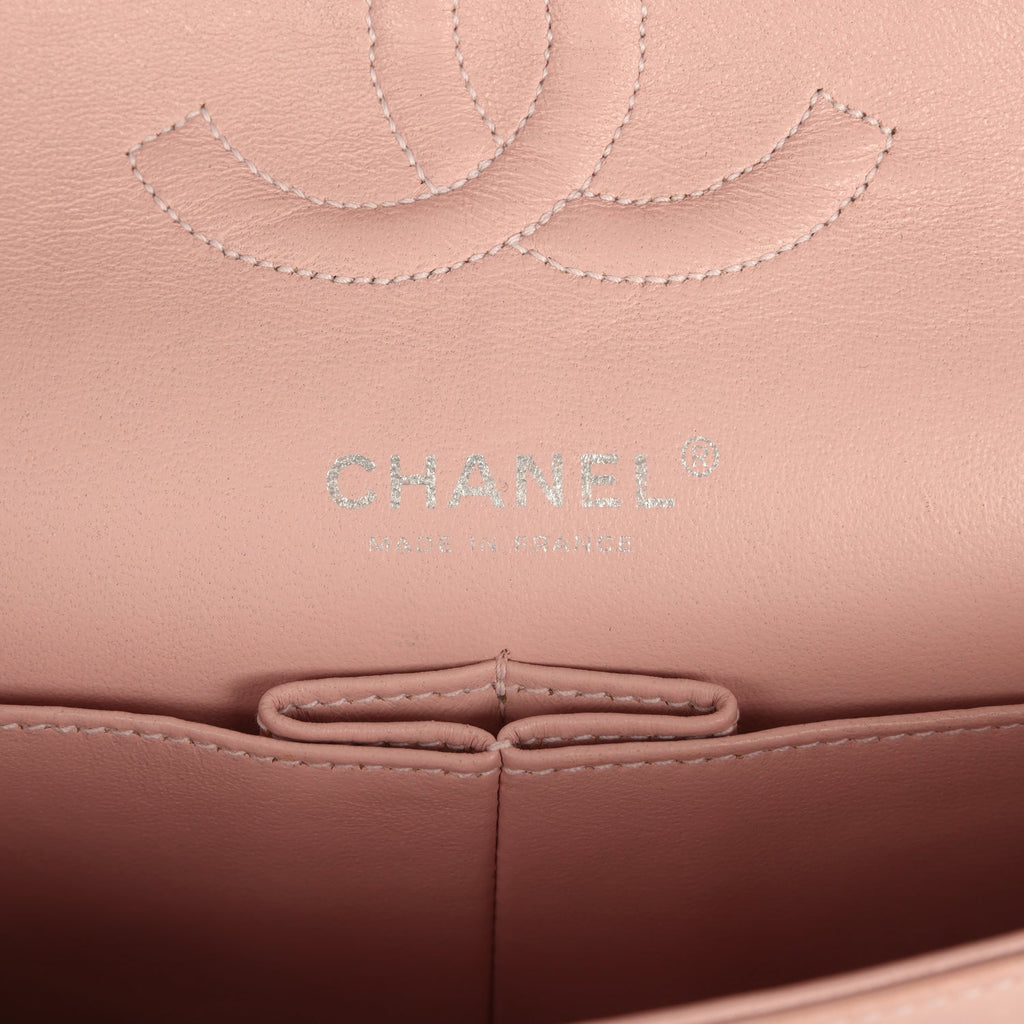 vintage-chanel-medium-classic-double-flap-bag-light-pink-and-white-tweed-silver-metal