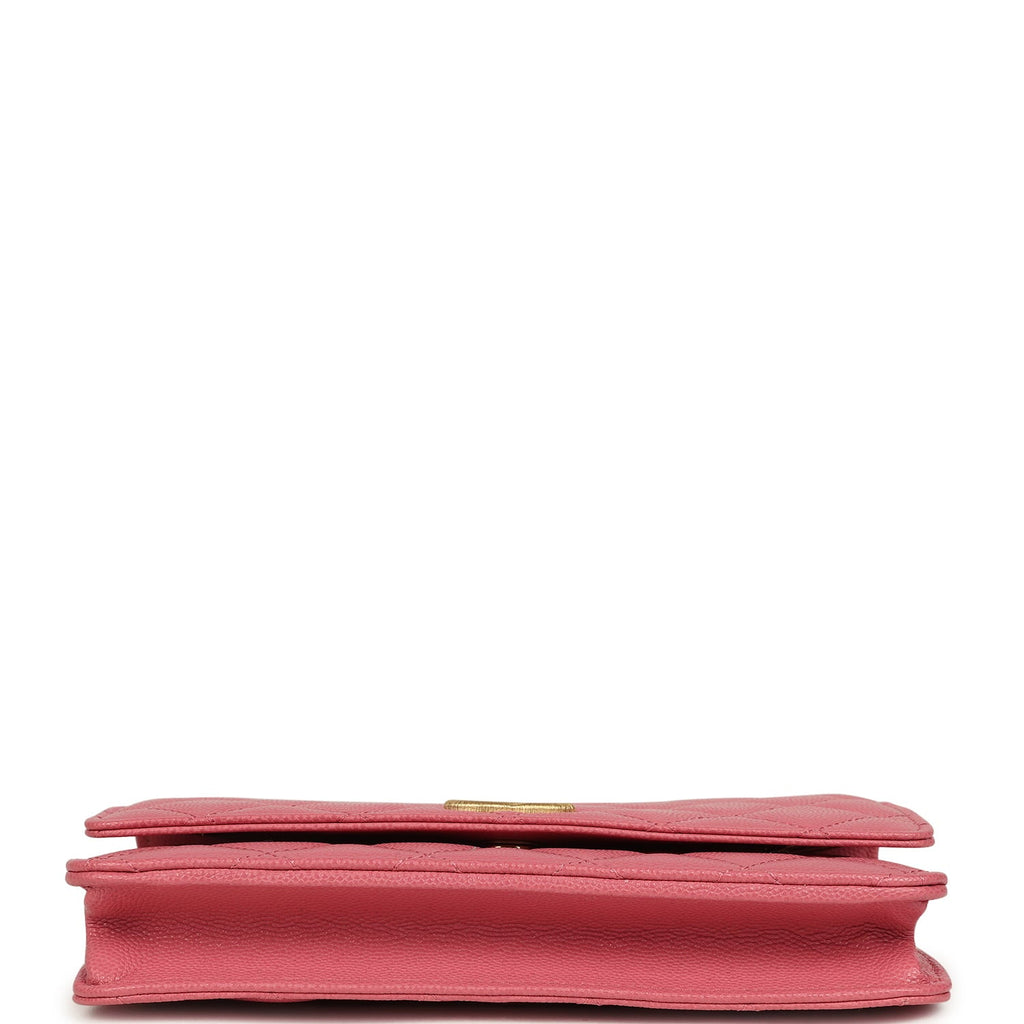 chanel-classic-wallet-on-chain-woc-pink-caviar-brushed-gold-metal