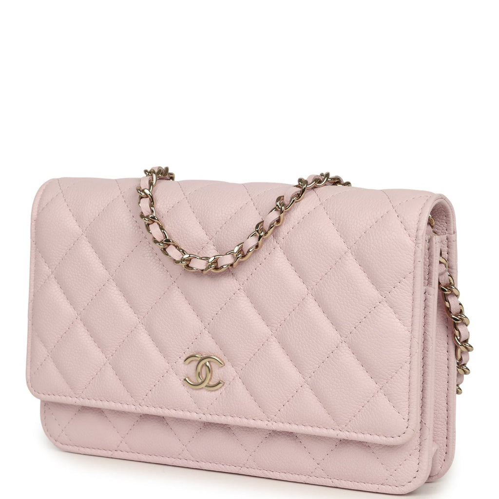 chanel-wallet-on-chain-woc-light-pink-caviar-light-gold-metal-2