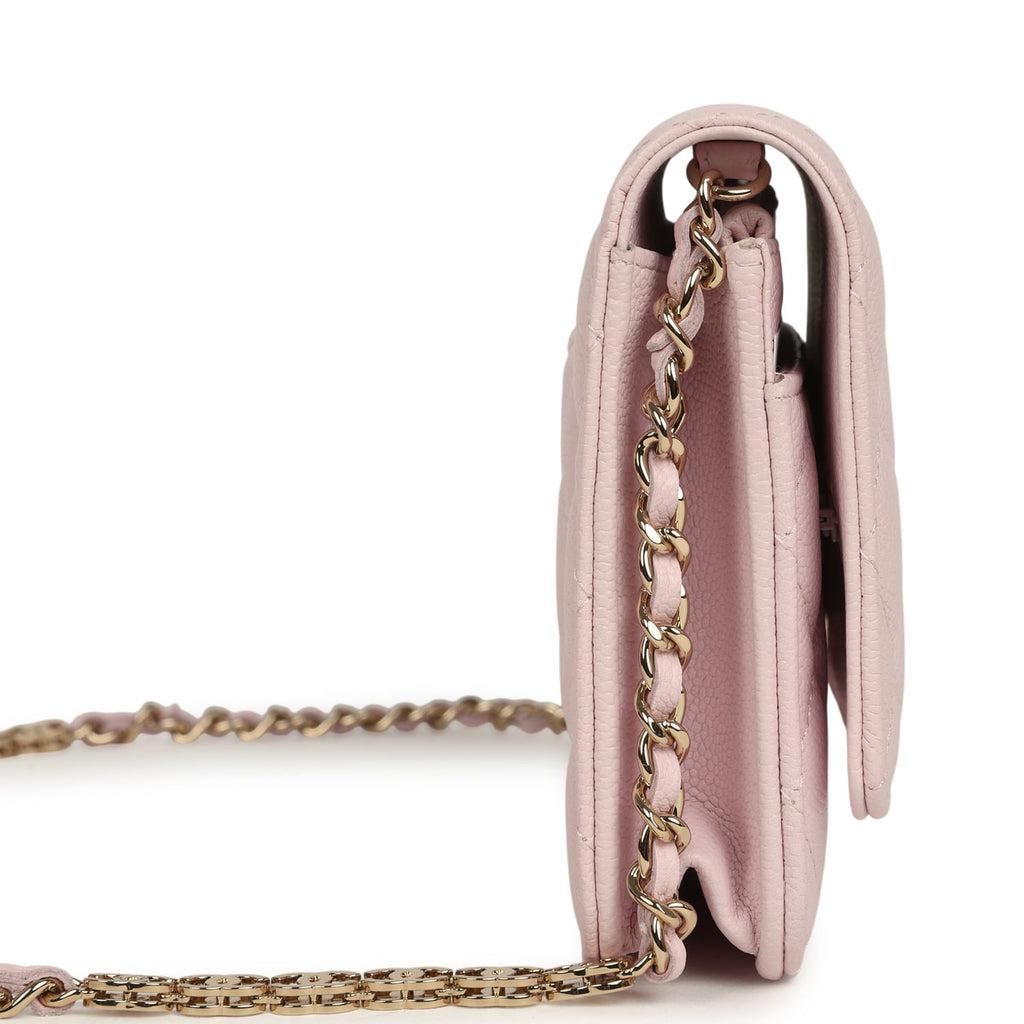 chanel-wallet-on-chain-woc-light-pink-caviar-light-gold-metal-2
