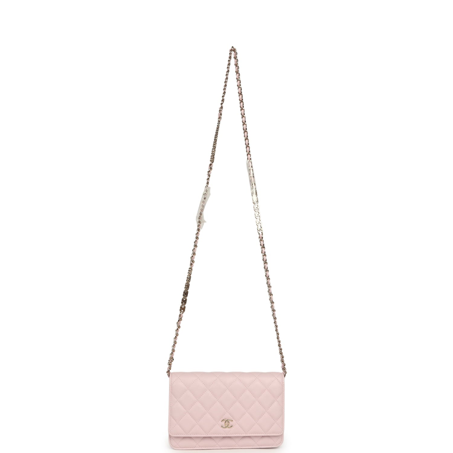 chanel-wallet-on-chain-woc-light-pink-caviar-light-gold-metal-2