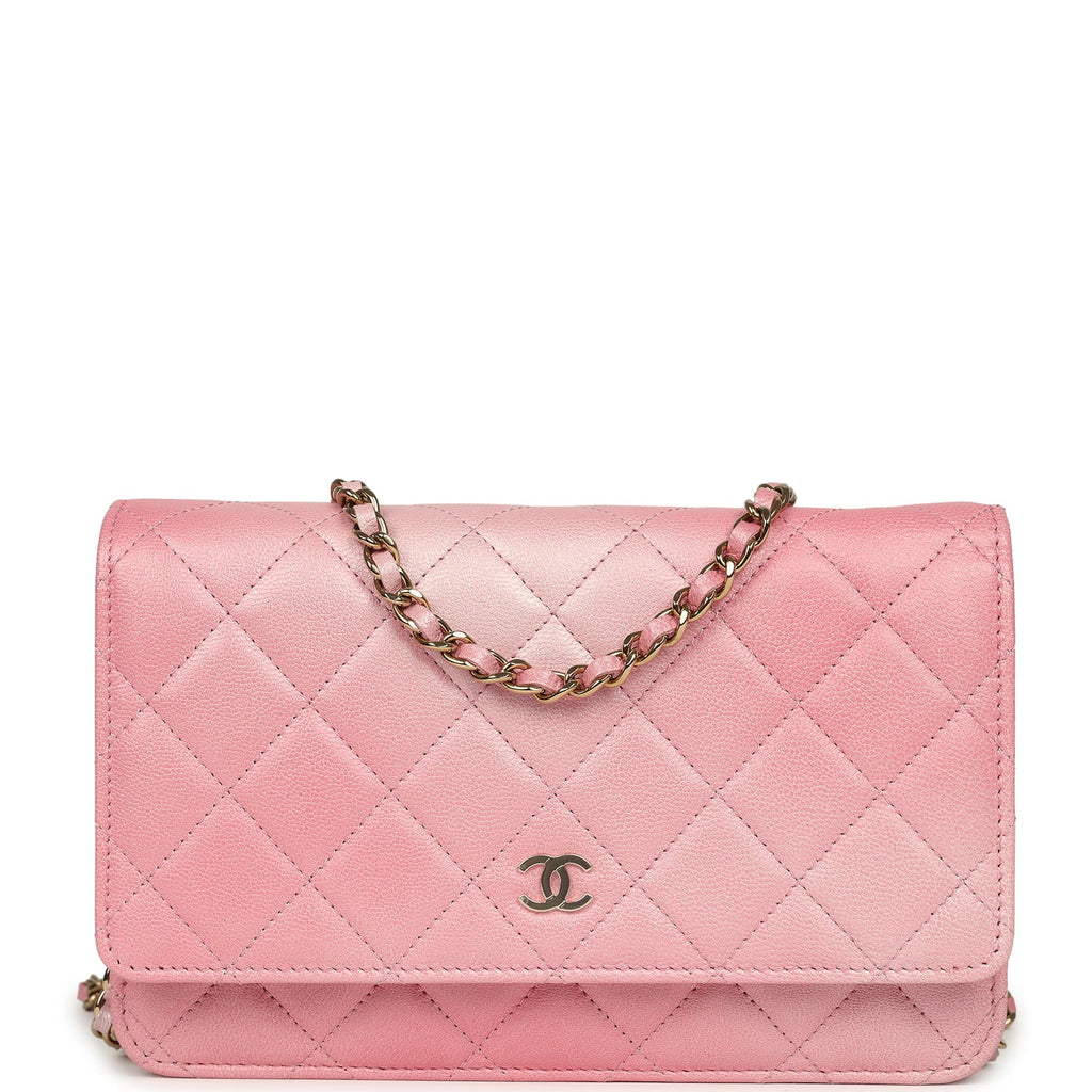 chanel-classic-wallet-on-chain-ombre-pink-shiny-goatskin-light-gold-metal