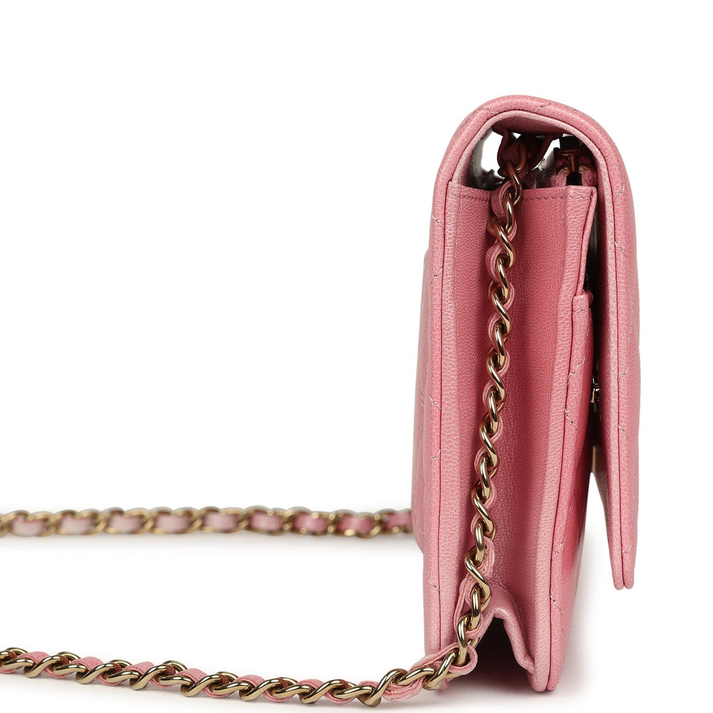 chanel-classic-wallet-on-chain-ombre-pink-shiny-goatskin-light-gold-metal