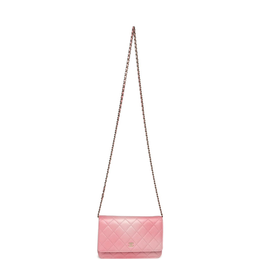 chanel-classic-wallet-on-chain-ombre-pink-shiny-goatskin-light-gold-metal