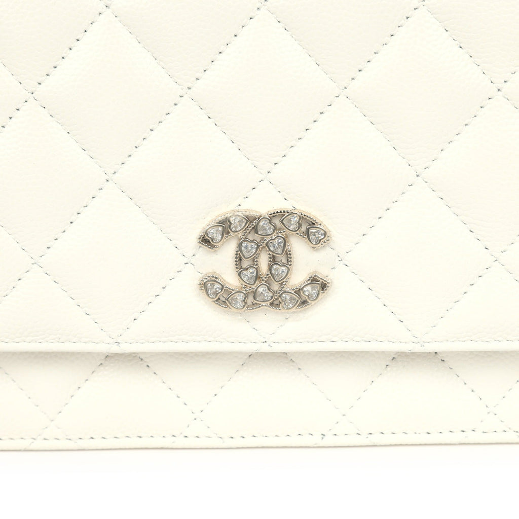 chanel-wallet-on-chain-woc-white-shiny-caviar-light-gold-metal
