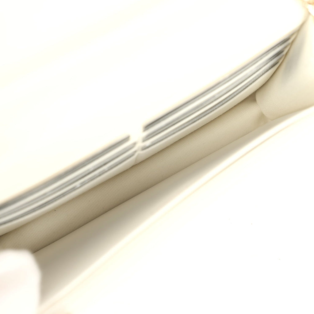 chanel-wallet-on-chain-woc-white-shiny-caviar-light-gold-metal