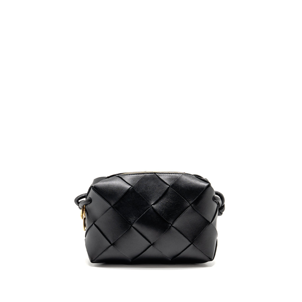 bottega-veneta-cassette-camera-bag-smooth-intreccio-leather-black-ghw