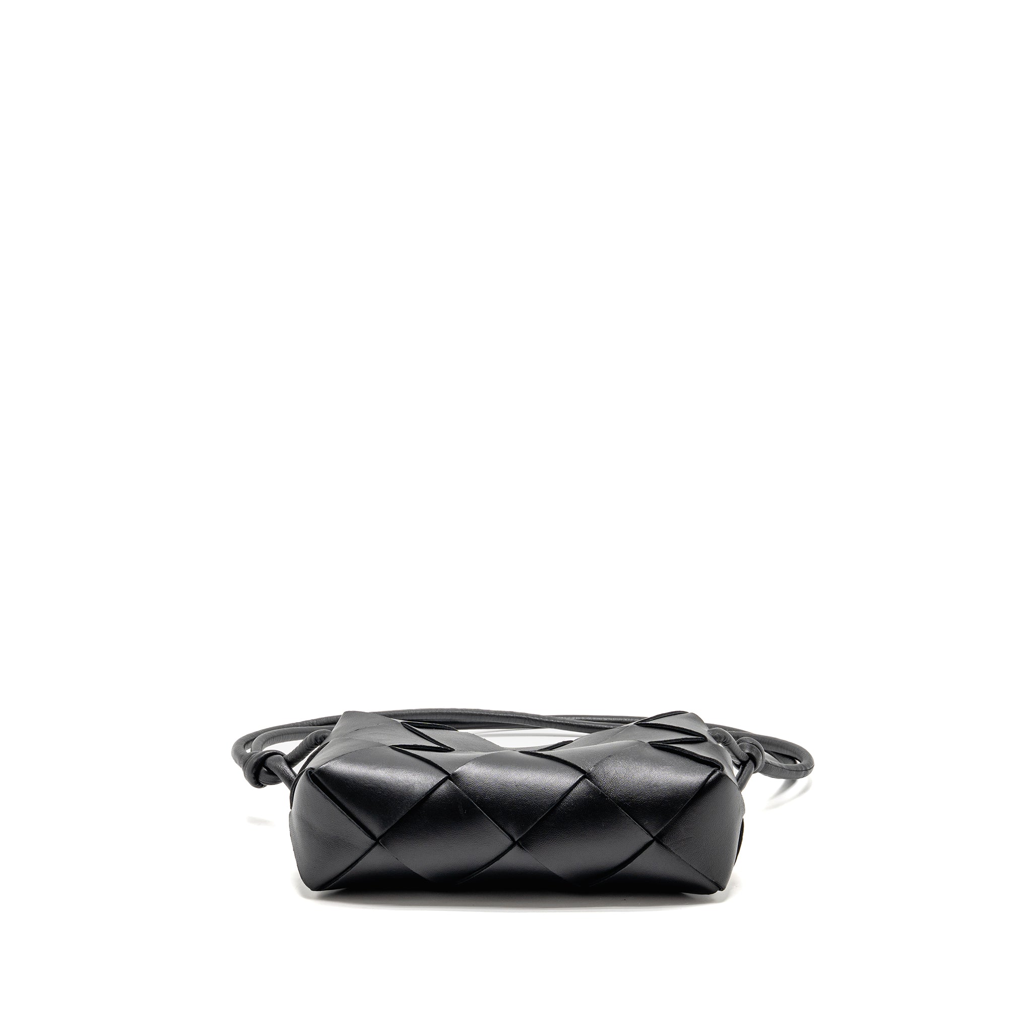bottega-veneta-cassette-camera-bag-smooth-intreccio-leather-black-ghw
