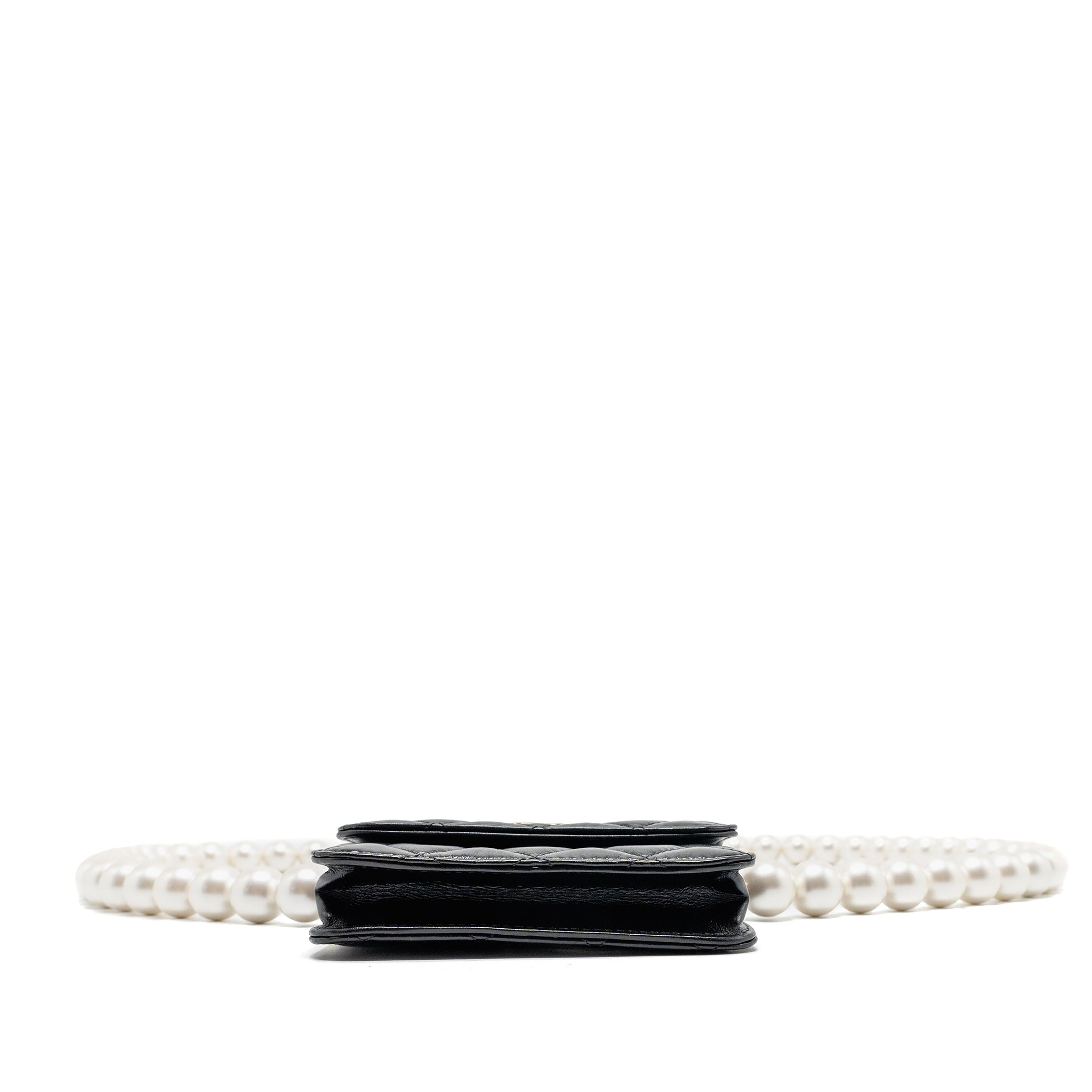 chanel-card-holder-with-maxi-pearls-chain-lambskin-black-lghw