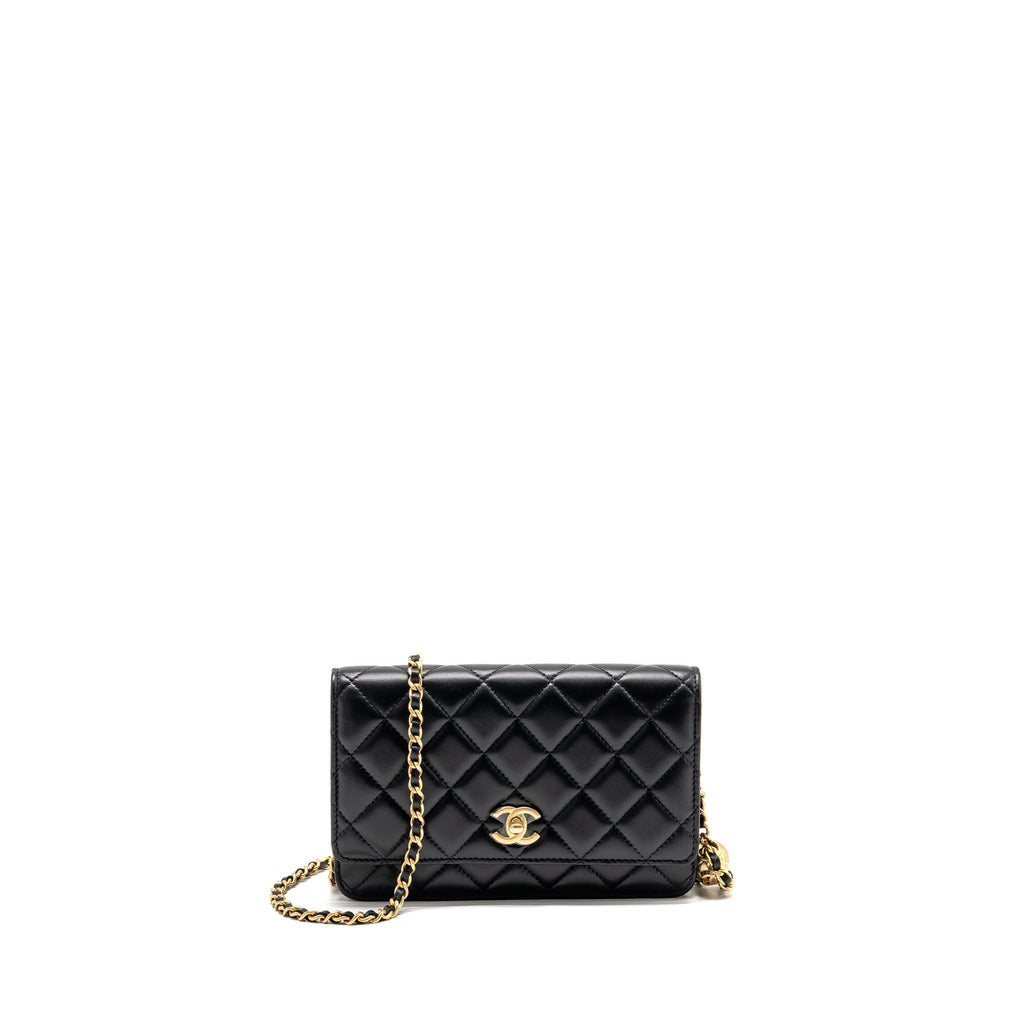 chanel-pearl-crush-wallet-on-chain-lambskin-black-ghwmicrochip-2