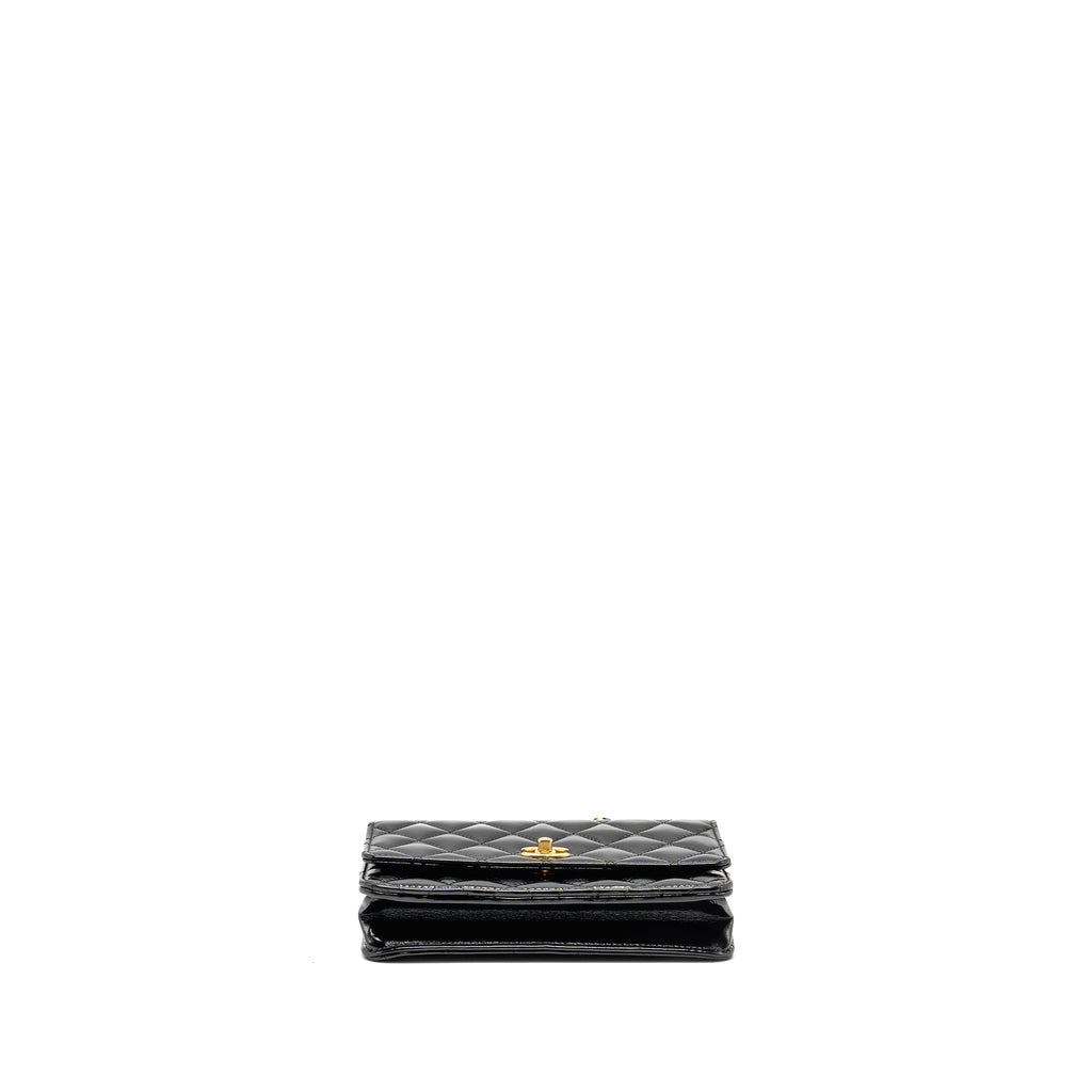 chanel-24a-detailed-chain-wallet-on-chain-shiny-calfskin-black-ghw-microchip