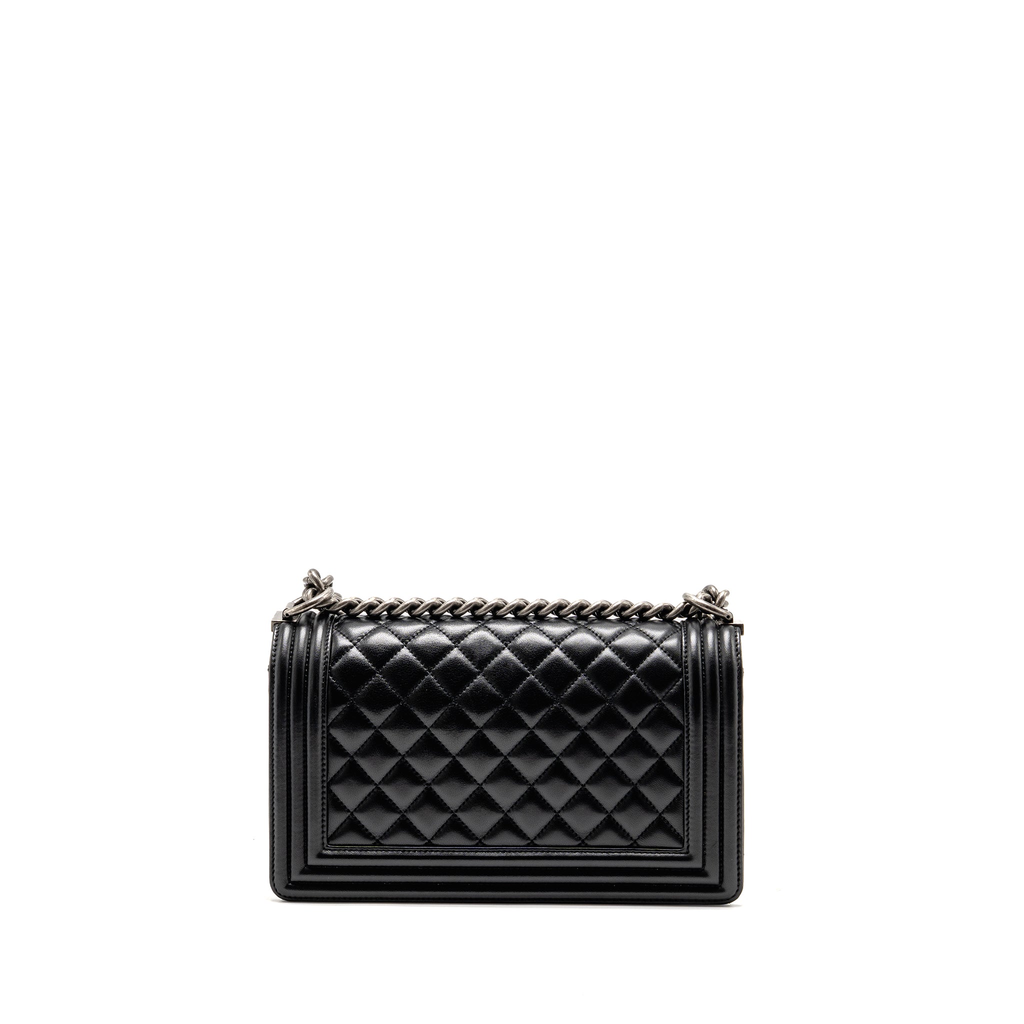 chanel-medium-boy-bag-lambskin-black-ruthenium-shw-2