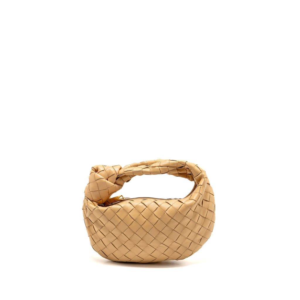 bottega-veneta-light-yellow
