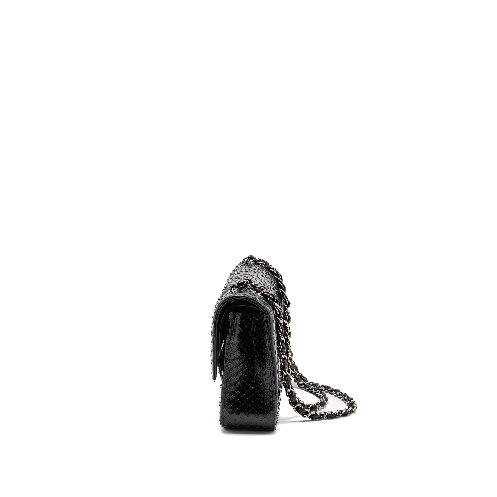 chanel-black-1