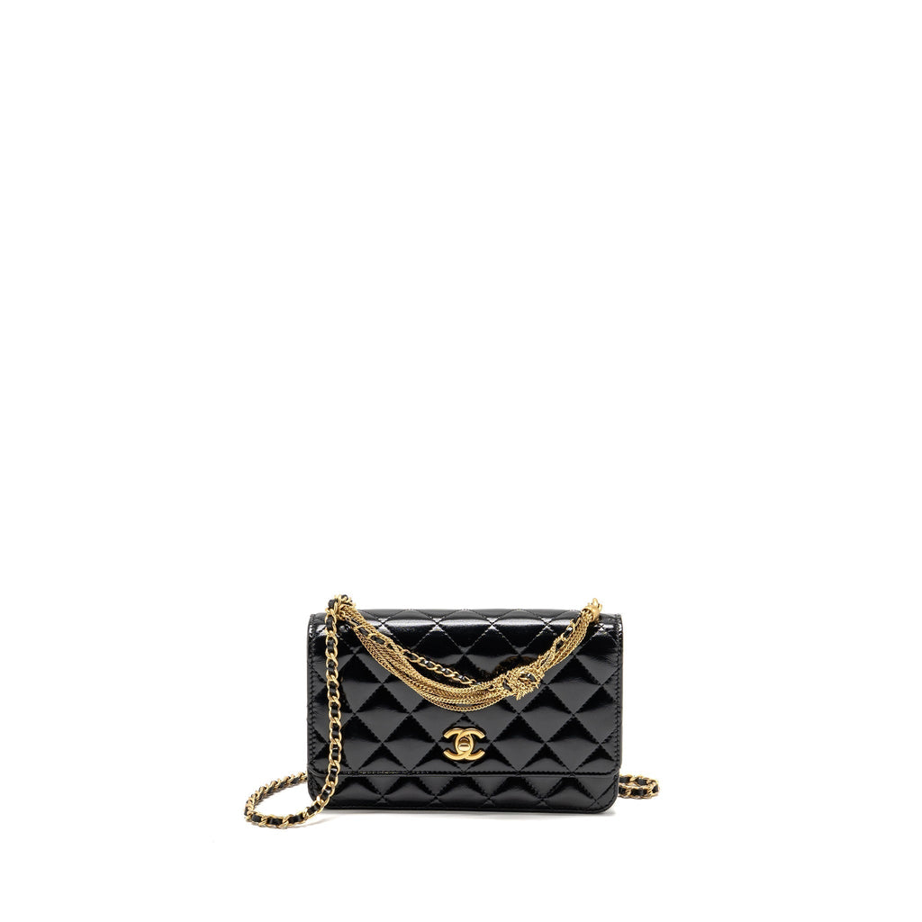 chanel-24a-detailed-chain-wallet-on-chain-shiny-calfskin-black-ghw-microchip