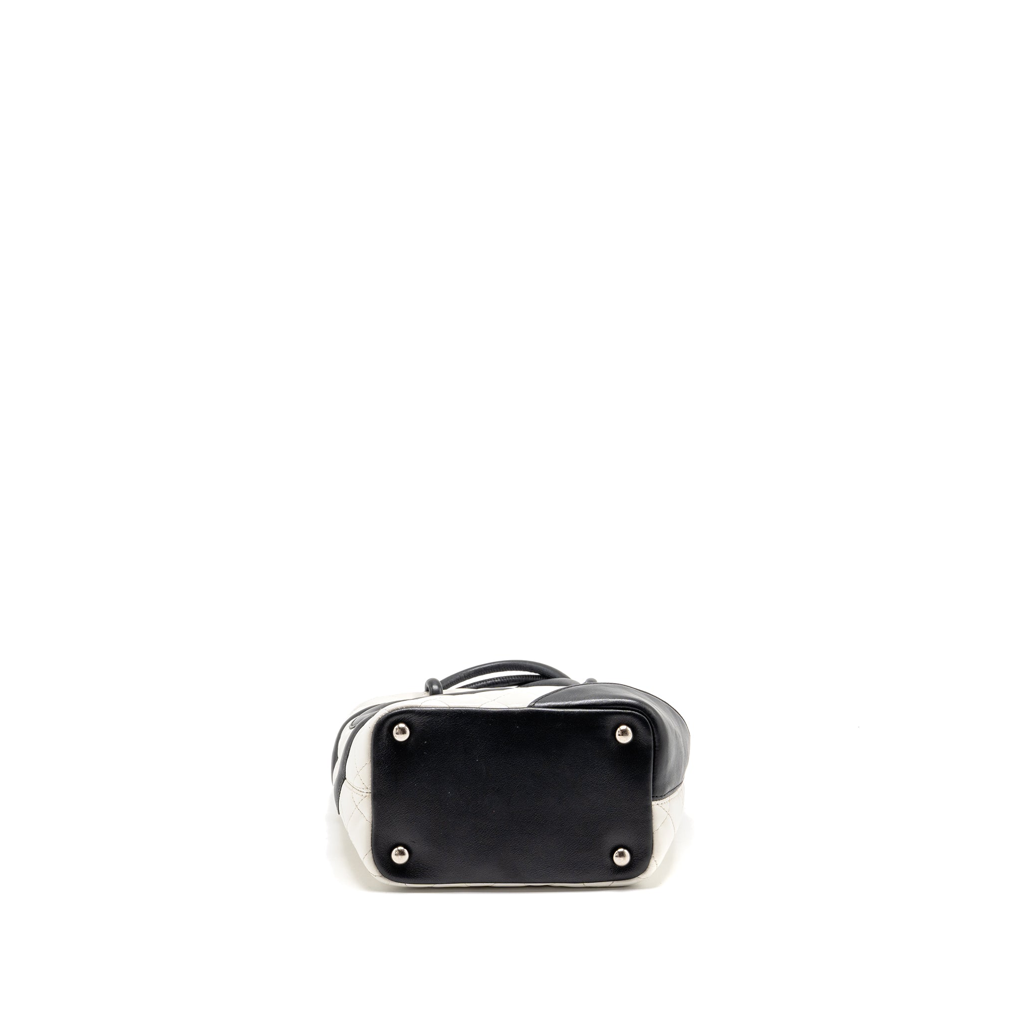 chanel-black-white