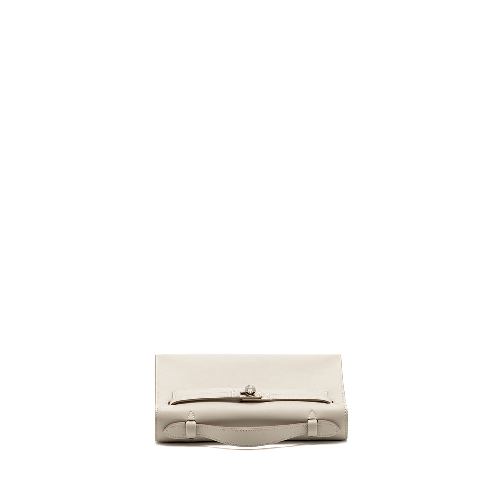 hermes-kelly-pochette-swift-gris-perle-shw-stamp-k