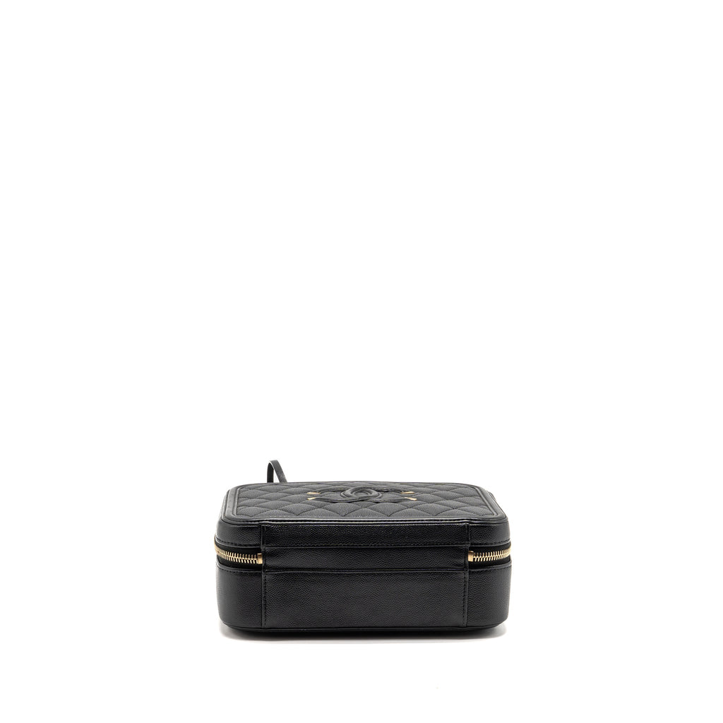 chanel-cc-filigree-vanity-caviar-black-ghw